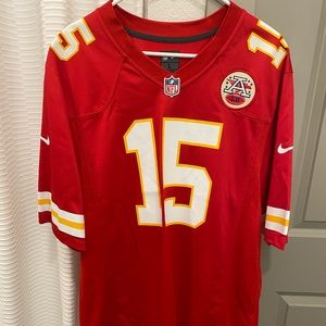 Nike large Patrick Mahomes jersey